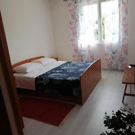 App For 2 Apartment Bibinje Ngoại thất bức ảnh