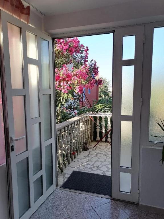 App For 2 Apartment Bibinje Ngoại thất bức ảnh